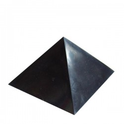 Šungitová pyramida 10 cm