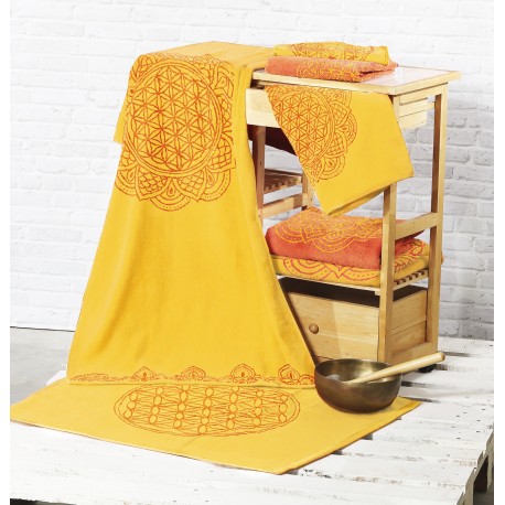 Květ života ručník 50x110 žluto-oranžový s drahokamy