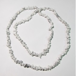 Dlouhý náhrdelník 90cm - Howlit - Magnezit